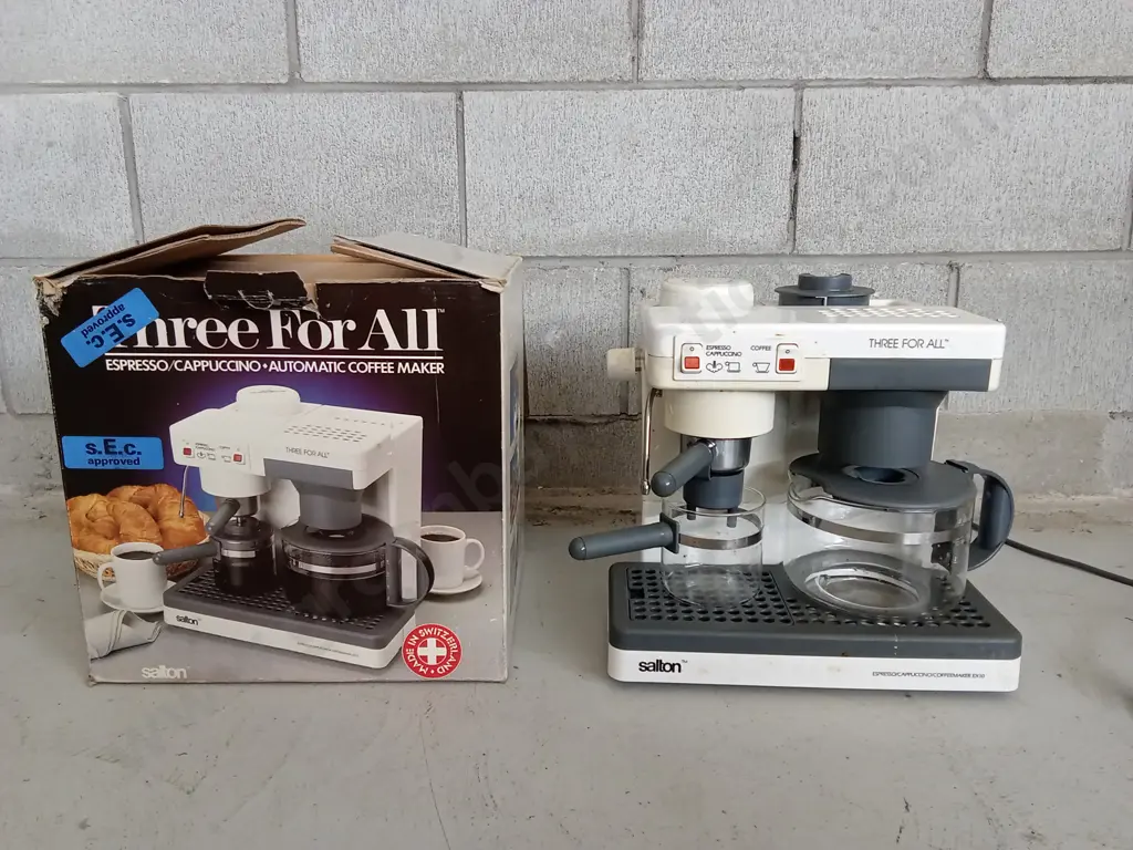 THREE FOR ALL AUTO COFFEE MAKER Image 1++