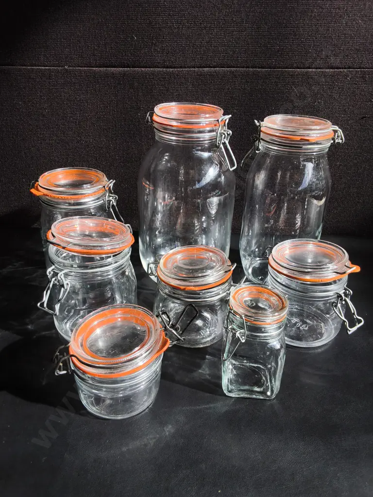 COLLECTION OF CLEAR GLASS CLIP TOP STORAGE JARS, 8 PIECES, TALLEST H 27 CM Image 1++