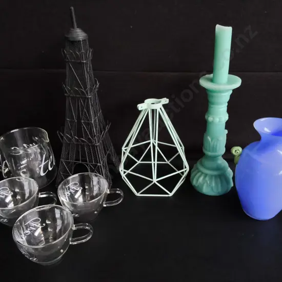 MIX OF DECORATIVE ITEMS, TALLEST H 47 CM