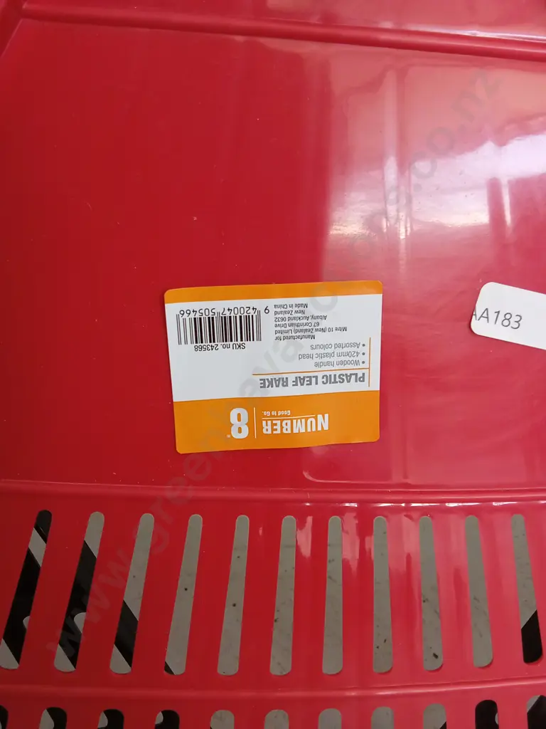 3 GARDEN RAKES Image 1++