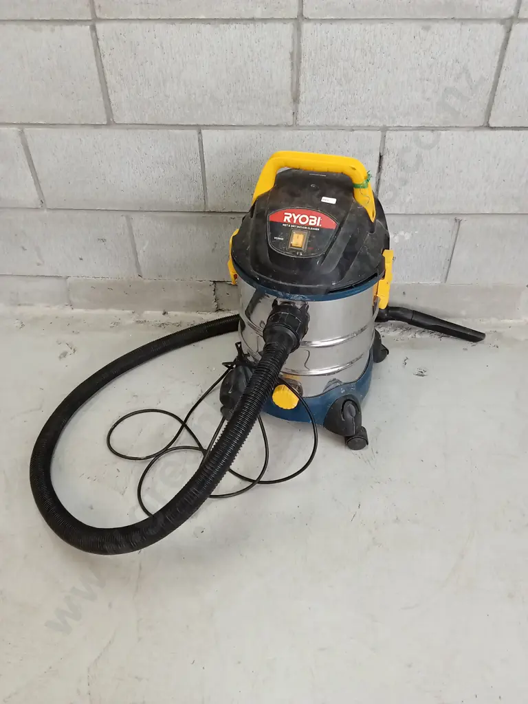 RYOBI WET AND DRY VACUUM CLEANER Image 1++