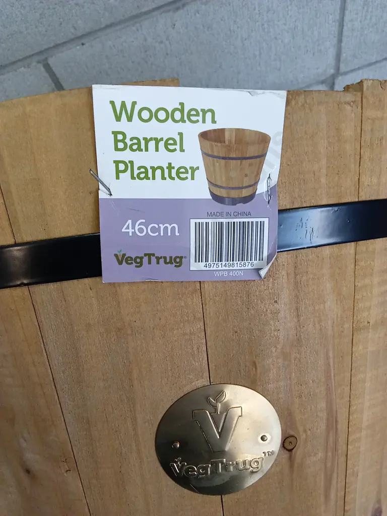 BRAND NEW VEGTRUG WOODEN BARREL PLANTER 46CM Image 1++