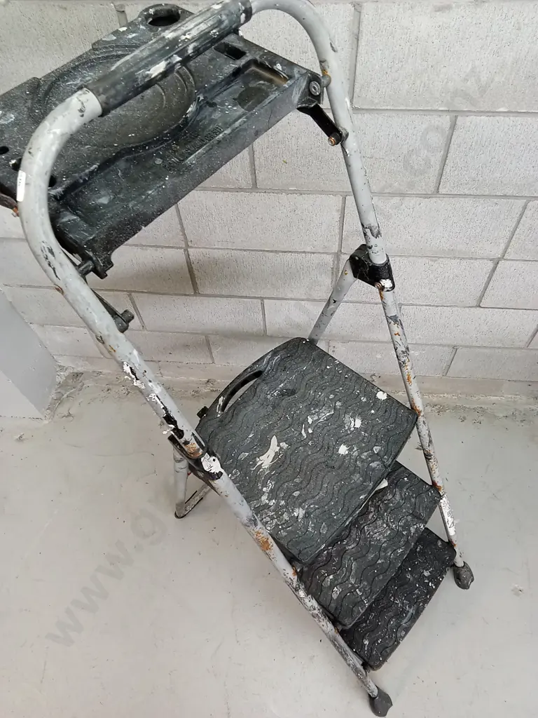 FOLDING STEP LADDER, 150CM HIGH Image 1++