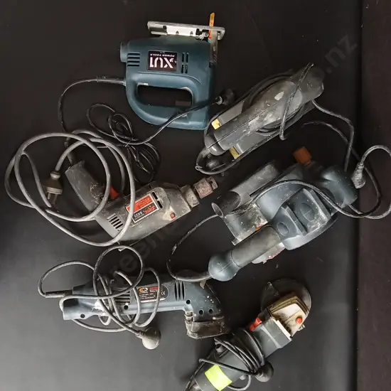 VARIOUS WORKING POWER TOOLS