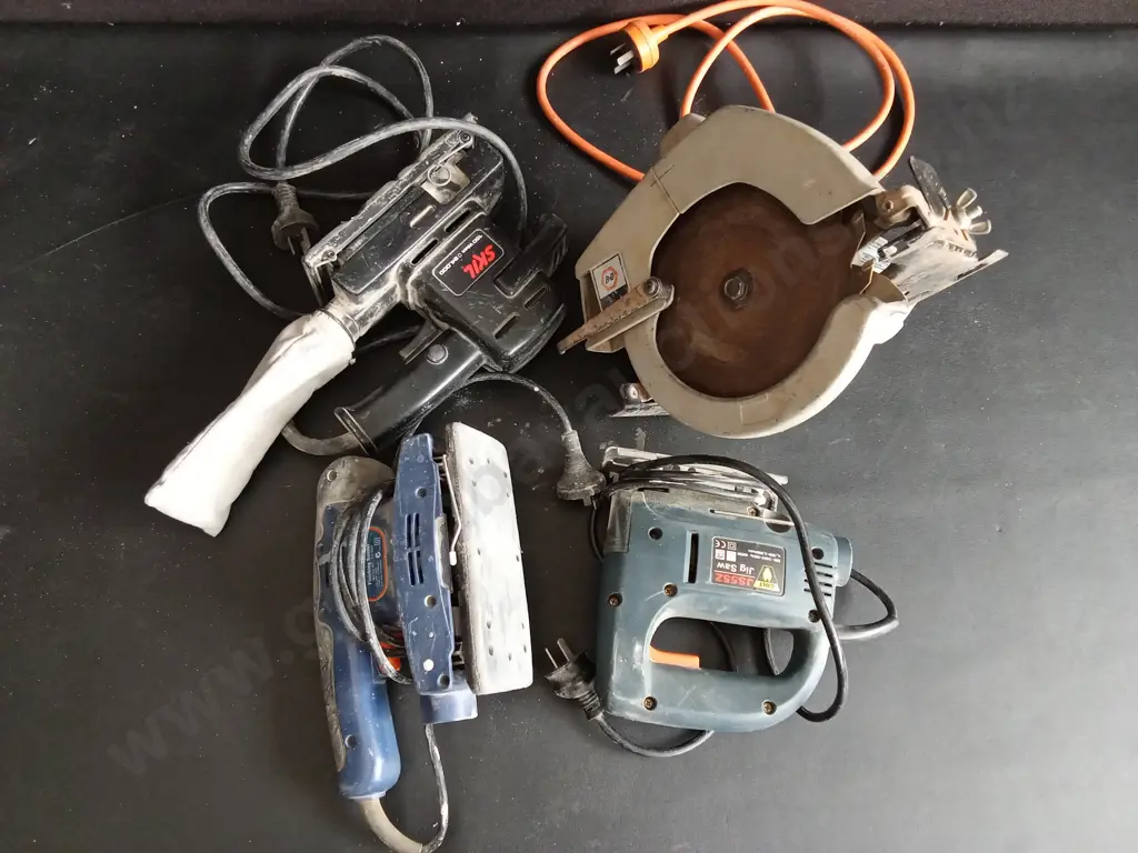 VARIOUS WORKING POWER TOOLS Image 1++