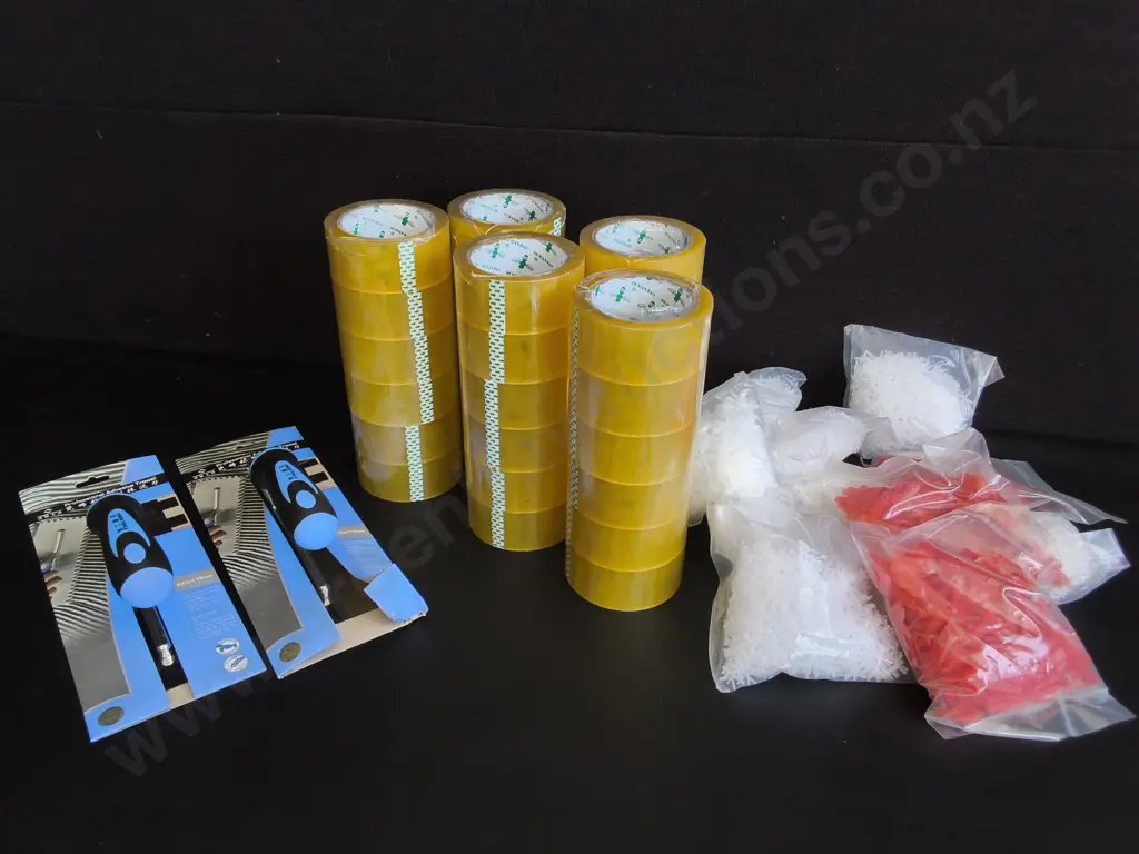 MIX OF BRAND NEW TILING ITEMS AND SELLOTAPE Image 1++