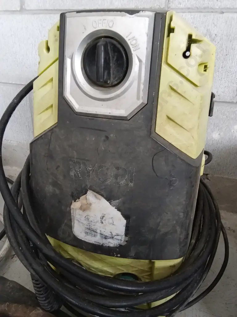 PRESSURE WASHING EQUIPMENT Image 1++
