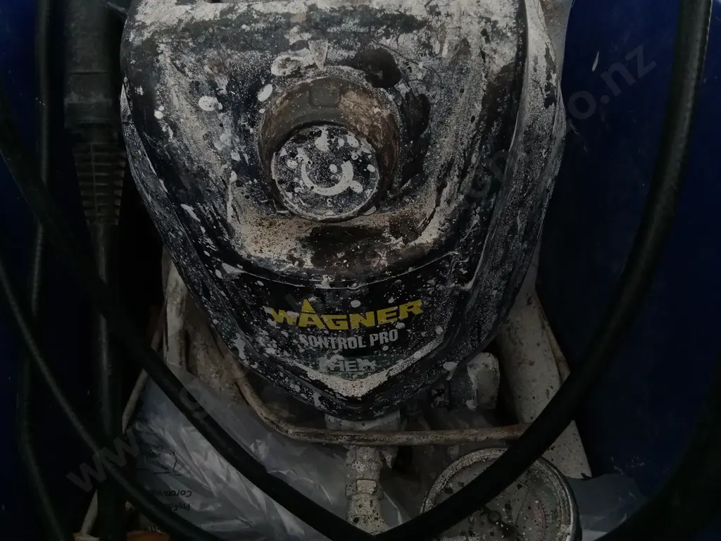 MIX OF PAINTING AND PRESSURE WASHING TOOLS Image 1++