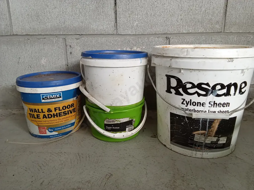 MIX OF PAINTING AND PRESSURE WASHING TOOLS Image 1++