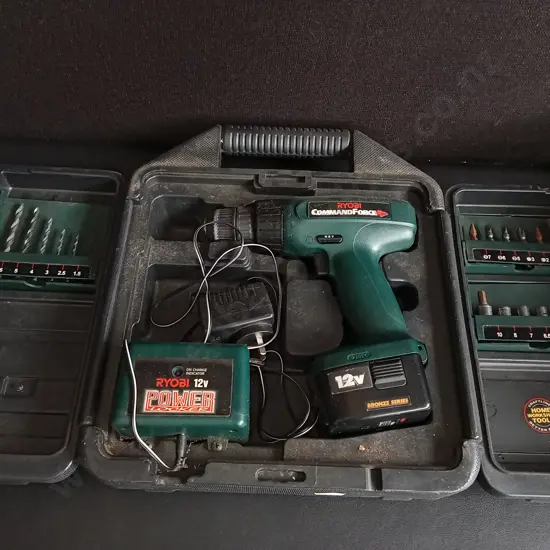 RYOBI DRILL SET IN CASE