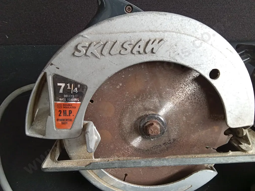 SKILLSAW, DRILL AND TIMING LIGHT Image 1++