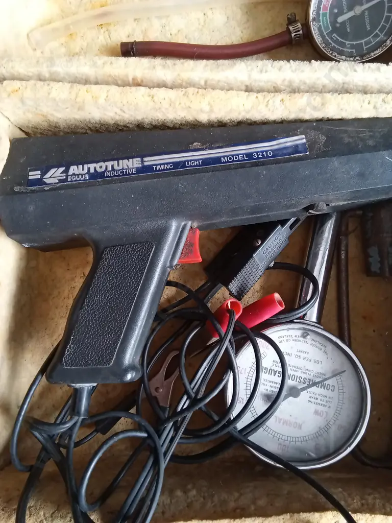 SKILLSAW, DRILL AND TIMING LIGHT Image 1++
