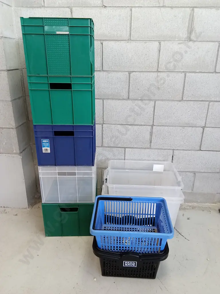 BUNCH OF BOXES Image 1++