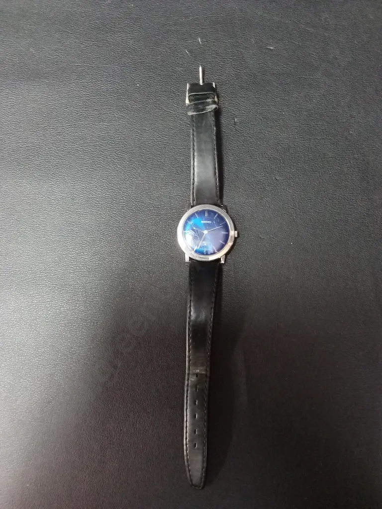 VINTAGE SEIKO BLUE FACE CHARIOT SERIES WATCH Image 1++