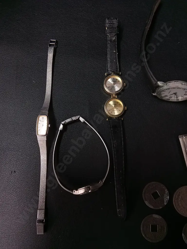 VINTAGE WATCHES AND COINS Image 1++