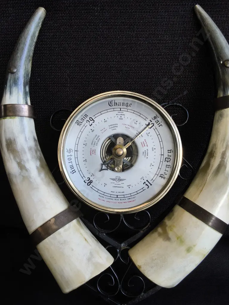 VINTAGE MID CENTURY SHORTLAND SB WROUGHT IRON AND COW HORN WALL BAROMETER, H 28 CM Image 1++