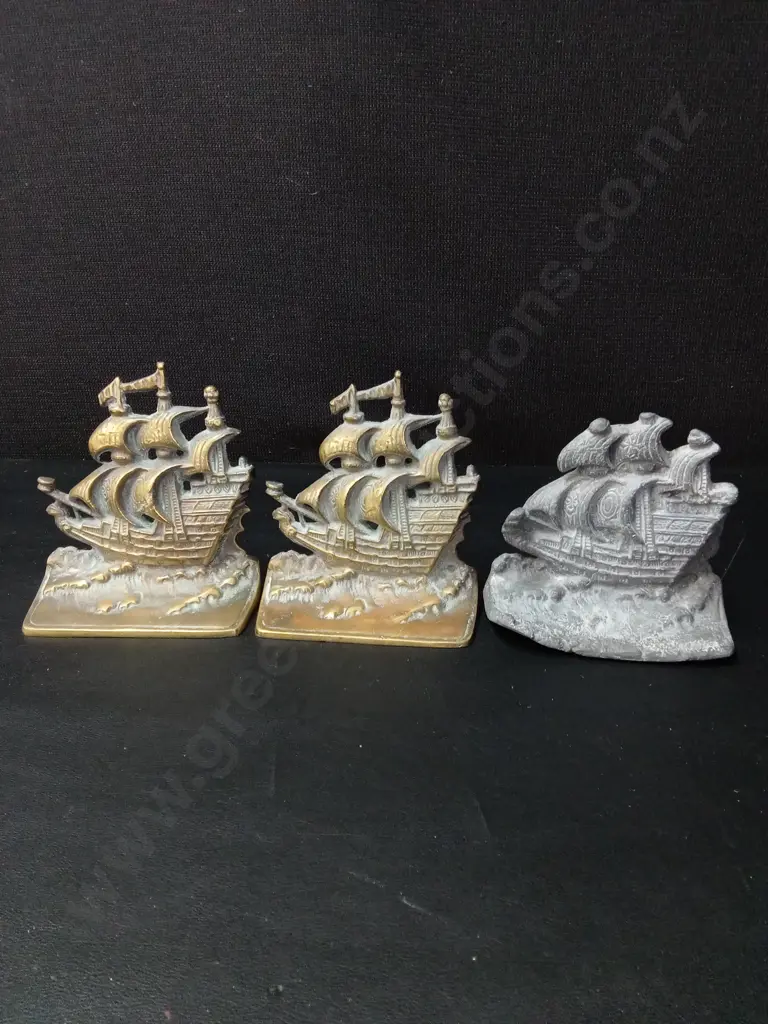 3 VINTAGE SHIP BOOKENDS TALLEST H14CM Image 1++