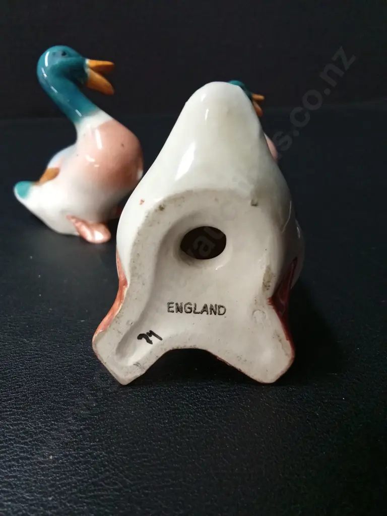 TRIO OF VINTAGE BESWICK LAUGHING DUCK FIGURES TALLEST H9CM Image 1++