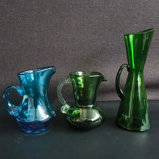 VINTAGE MID CENTURY HAND BLOWN ART GLASS PITCHERS, 3 PIECES, TALLEST H 19 CM