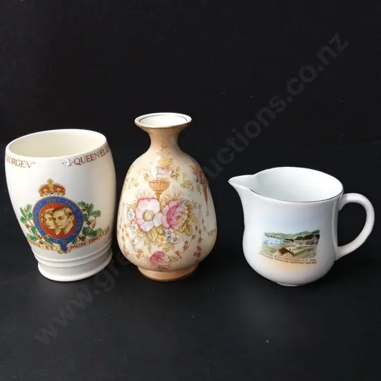 1937 COMMEMORATIVE CERAMIC BEAKER H11CM, VINTAGE JUG AND VASE