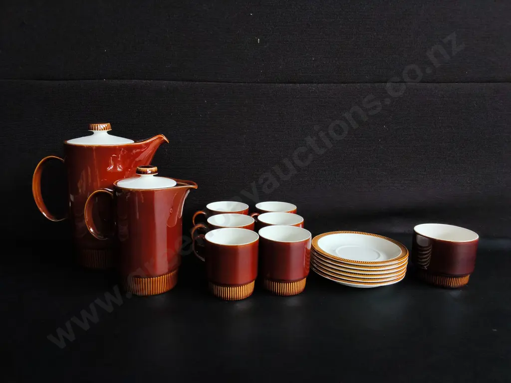 VINTAGE POOLE POTTERY "CHESTNUT" COFFEE SET, 1970S MCM, 15 PIECES, TALLEST H 22 CM Image 1++