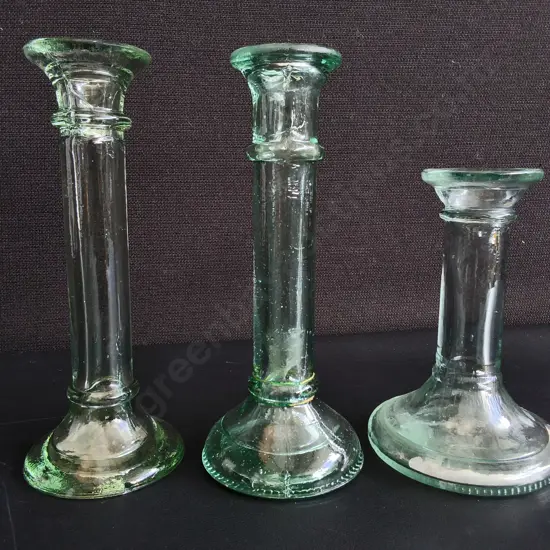 SET OF 3 VINTAGE ITALIAN GLASS TAPER CANDLESTICK HOLDERS, TALLEST H 19.5 CM