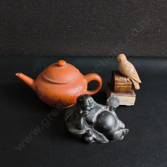 VINTAGE CHINESE ITEMS, 3 PIECES, TALLEST H 9 CM