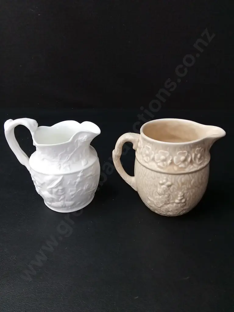 4 CERAMIC JUGS / CUPS TALLEST H10CM Image 1++