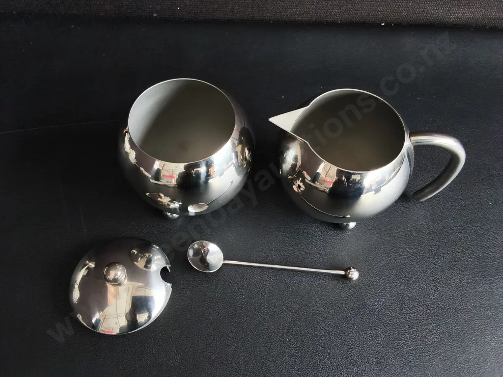 VINTAGE STAINLESS STEEL ORB STYLE CREAMER AND SUGAR BOWL SET, TALLEST H 10 CM Image 1++