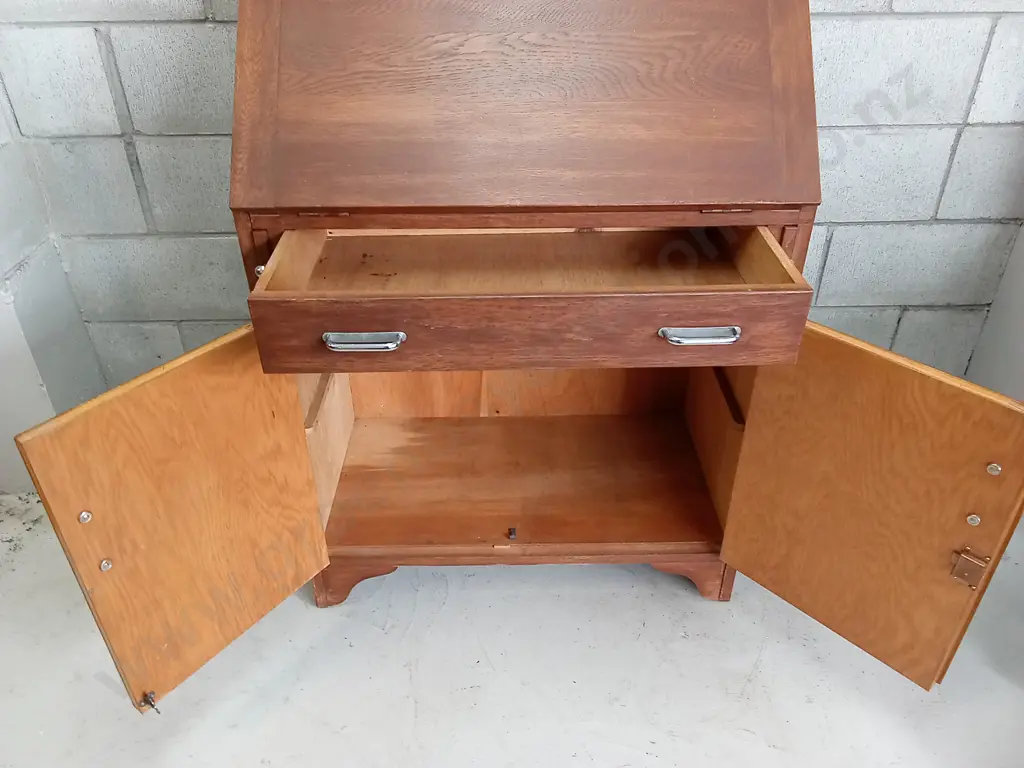 VINTAGE WRITING DESK, H 108CM X W 76CM X D 82CM Image 1++