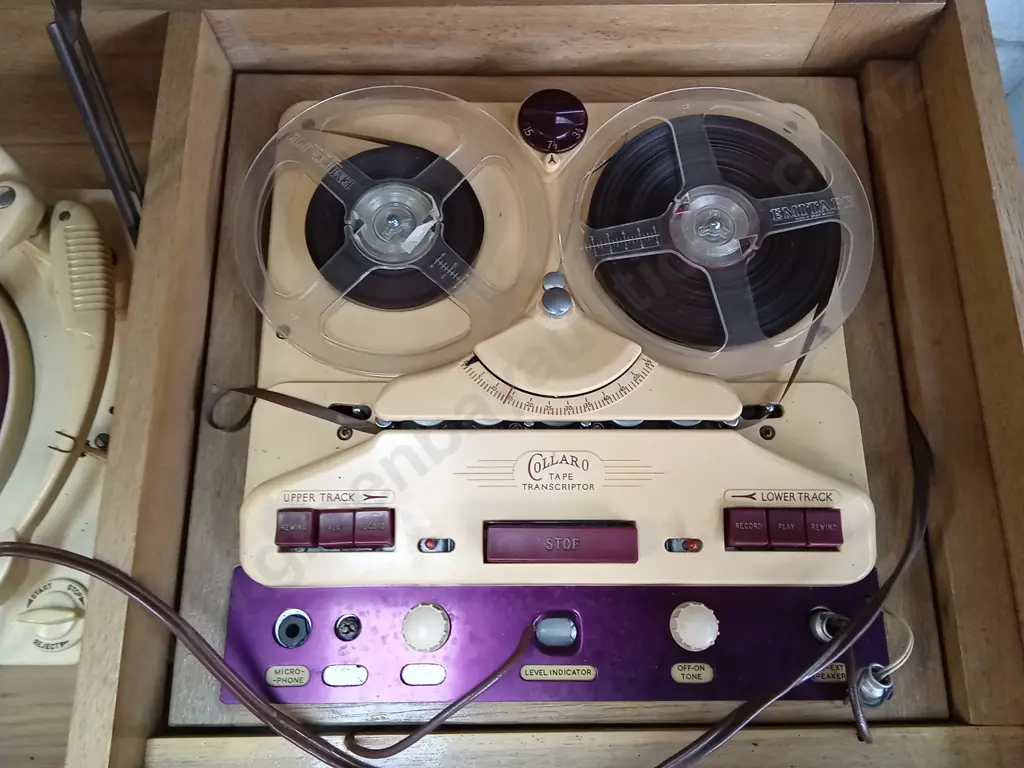 EARLY 1950's LA GLORIA RECORDERGRAM, RECORD PLAYER AND COLLARO TAPE RECORDER (UNTESTED), H88CM X W94CM X D49CM Image 1++