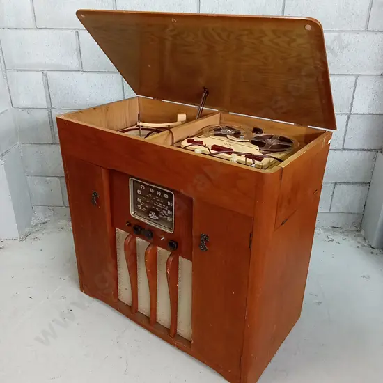 EARLY 1950's LA GLORIA RECORDERGRAM, RECORD PLAYER AND COLLARO TAPE RECORDER (UNTESTED), H88CM X W94CM X D49CM