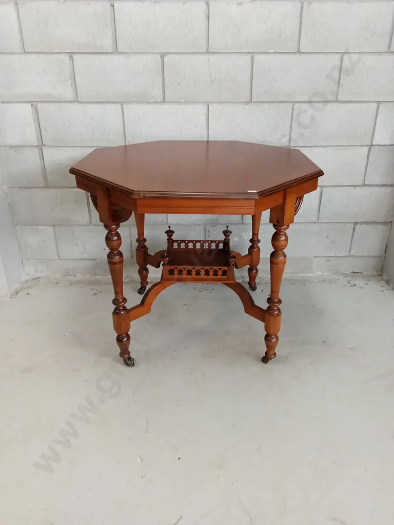 VINTAGE VICTORIAN STYLE CENTRE TABLE, H 75CM X W 86CM X D 86CM Image 1++
