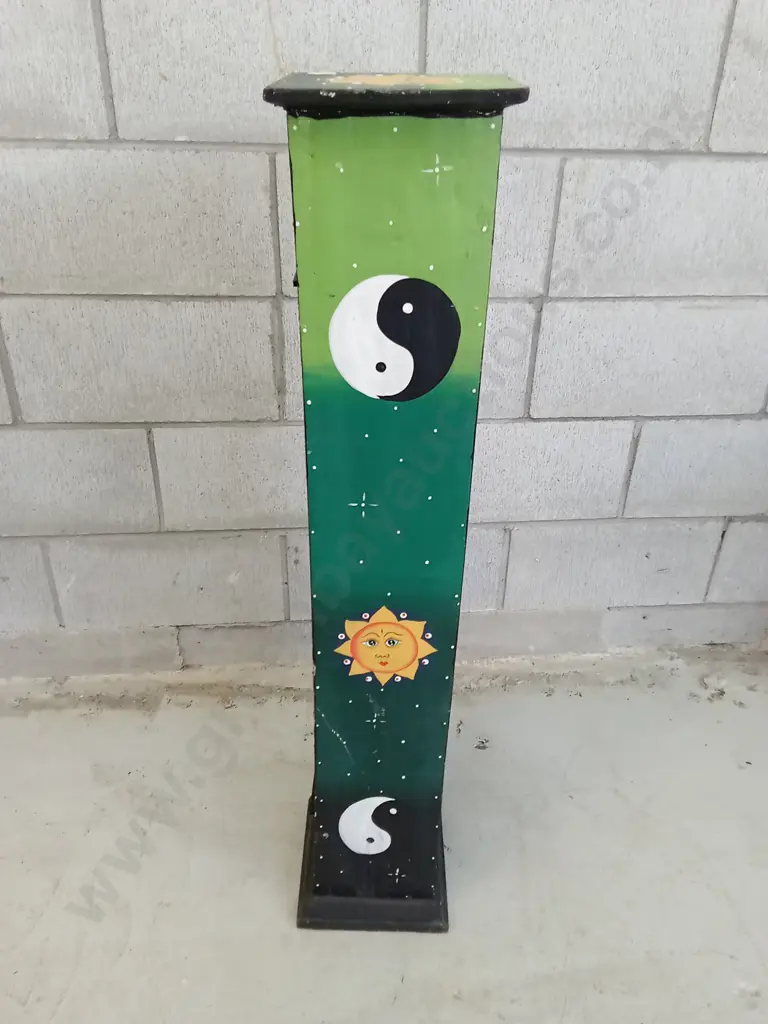 HAND PAINTED CD STAND, H 100CM Image 1++
