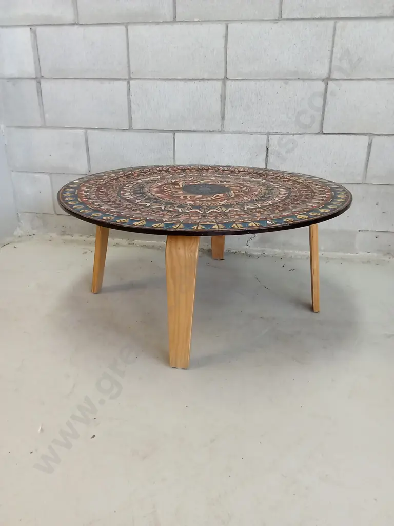 HAND PAINTED MANDALA ART COFFEE TABLE, H 40CM X W 85CM X D 85CM Image 1++