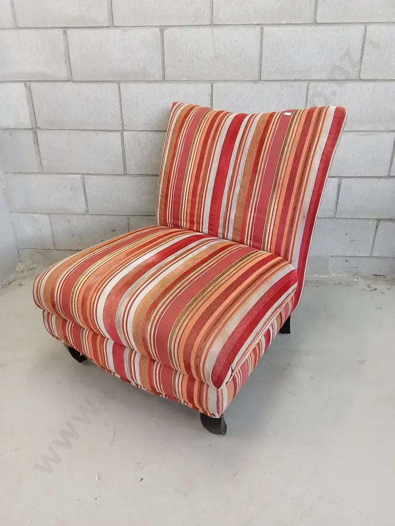 STRIPED ARMLESS CUSHIONED CHAIR, H 84CM Image 1++