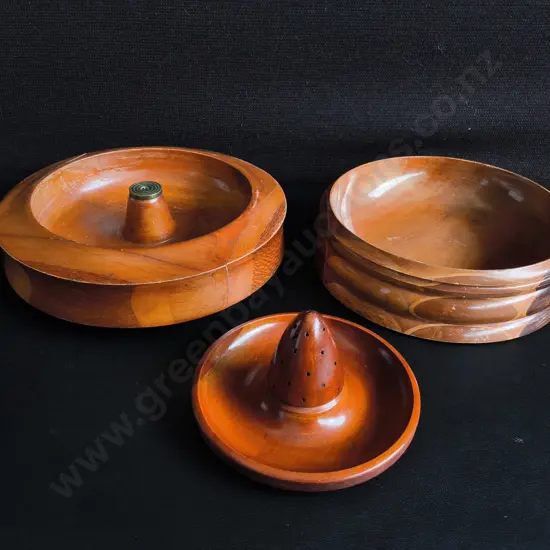 3 PIECES VINTAGE MCM NATIVE NZ WOOD PIECES , WIDEST DIA 24 CM