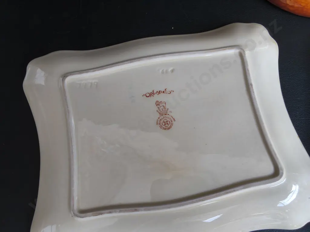 VINTAGE ROYAL DOULTON "SHAKESPEARE " SERIESWARE 3 PIECE SET, TALLEST H 20 CM Image 1++