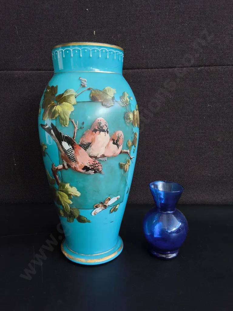 VINTAGE BLUE SATIN GLASS BIRD VASE AND CUBALT BLUE BUD VASE, TALLEST H 31 CM Image 1++