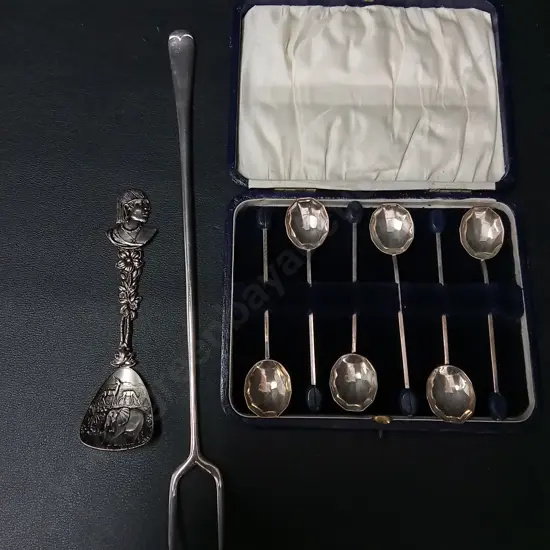 VINTAGE SILVER PLATED CUTLERY