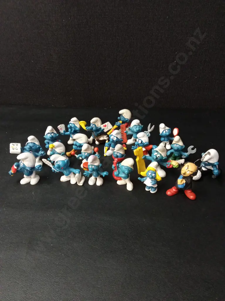 22 VINTAGE SMURFS TALLEST H6CM Image 1++