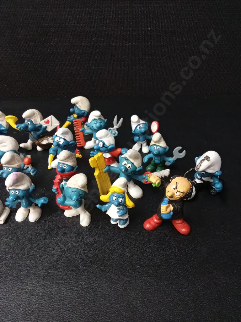 22 VINTAGE SMURFS TALLEST H6CM Image 1++