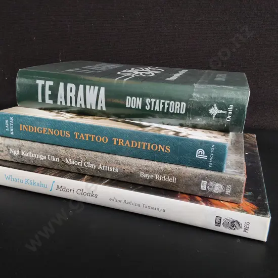 4 BOOKS ON MĀORI CULTURE