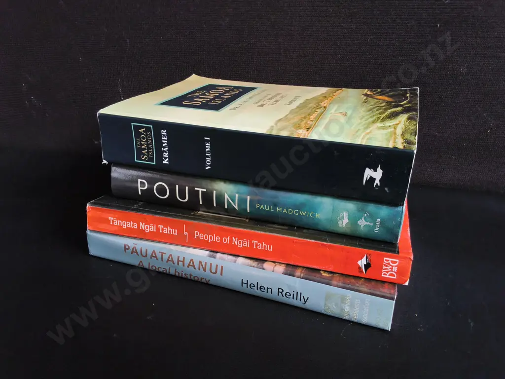 4 BOOKS ON PACIFIC AND NZ HISTORY Image 1++