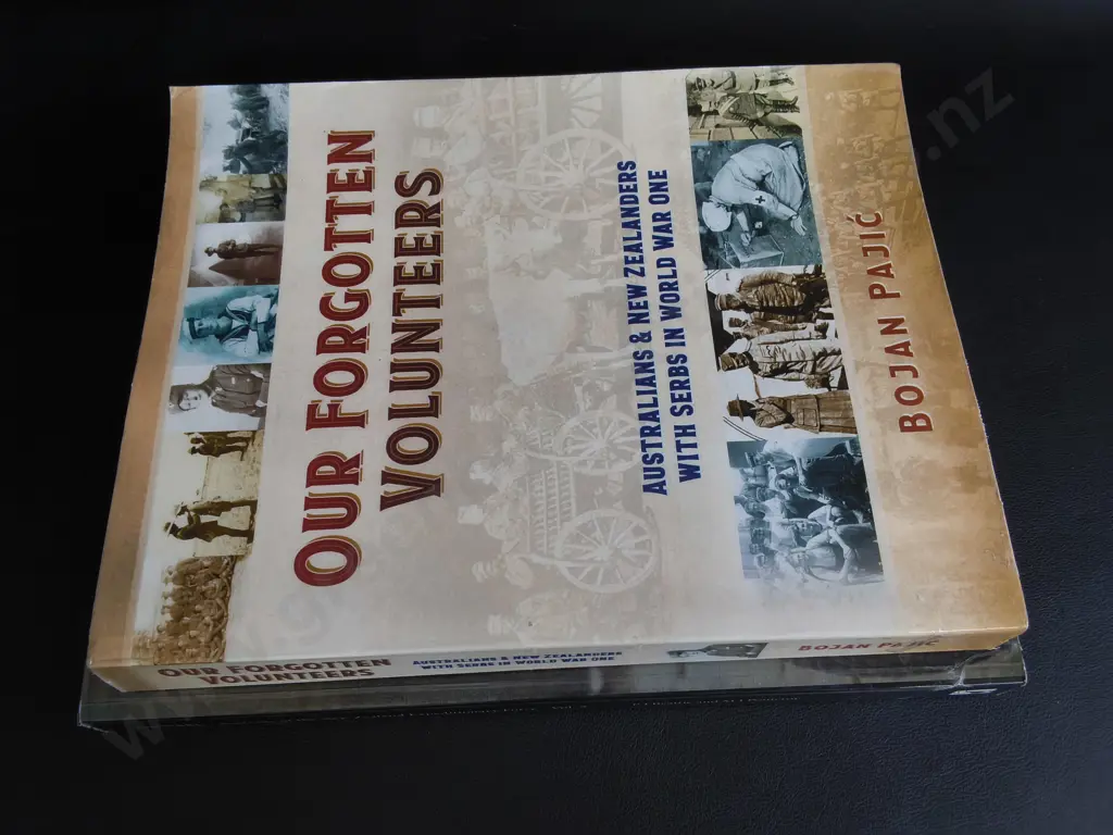 2 BOOKS ON ANZAC HISTORY Image 1++