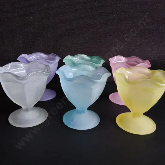 VINTAGE MID CENTURY STYLE FROSTED GLASS TULIP DESSERT CUPS, SET OF 6, H 10 CM