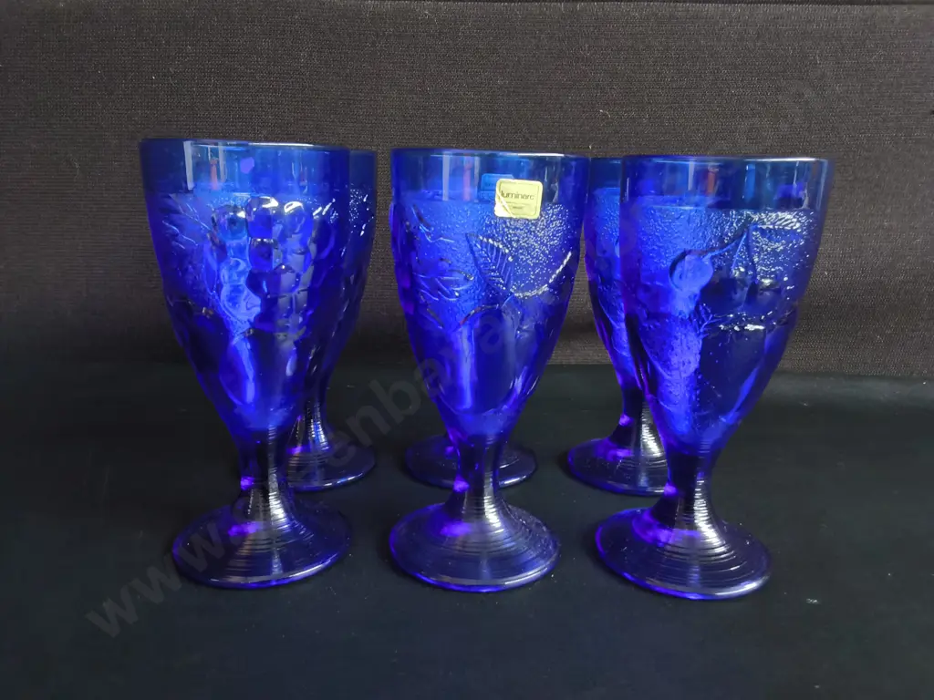 VINTAGE LUMINARC FRANCE COBALT BLUE GOBLETS, "GOURMET" EMBOSSED FRUIT DESIGN, SET OF 6, H 17 CM Image 1++