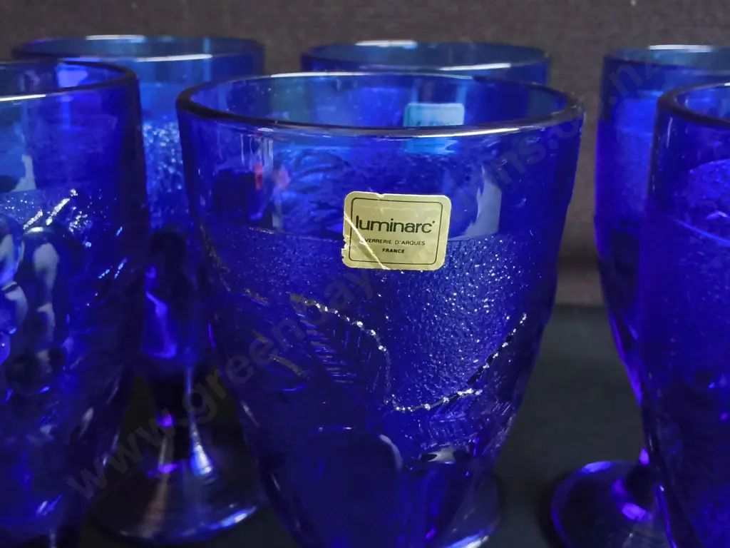 VINTAGE LUMINARC FRANCE COBALT BLUE GOBLETS, "GOURMET" EMBOSSED FRUIT DESIGN, SET OF 6, H 17 CM Image 1++