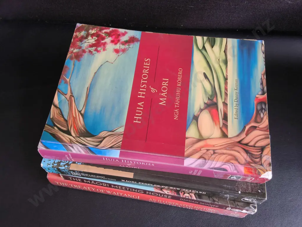 4 BOOKS ON NEW ZEALAND HISTORY AND MĀORI CULTURE Image 1++