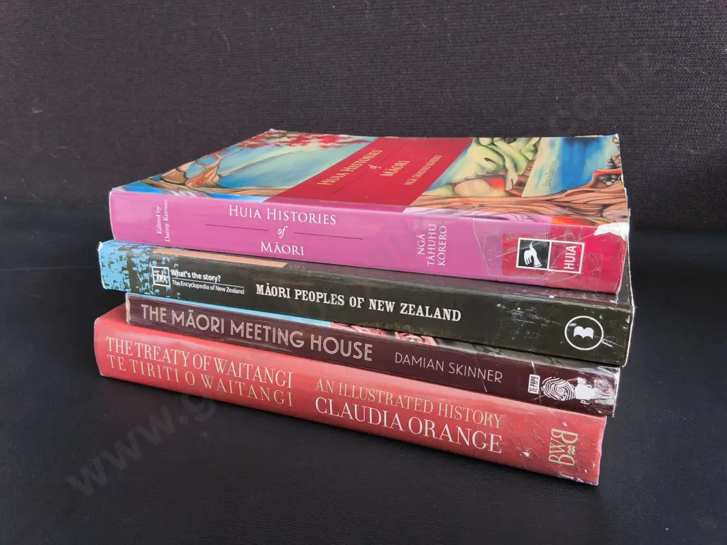 4 BOOKS ON NEW ZEALAND HISTORY AND MĀORI CULTURE Image 1++